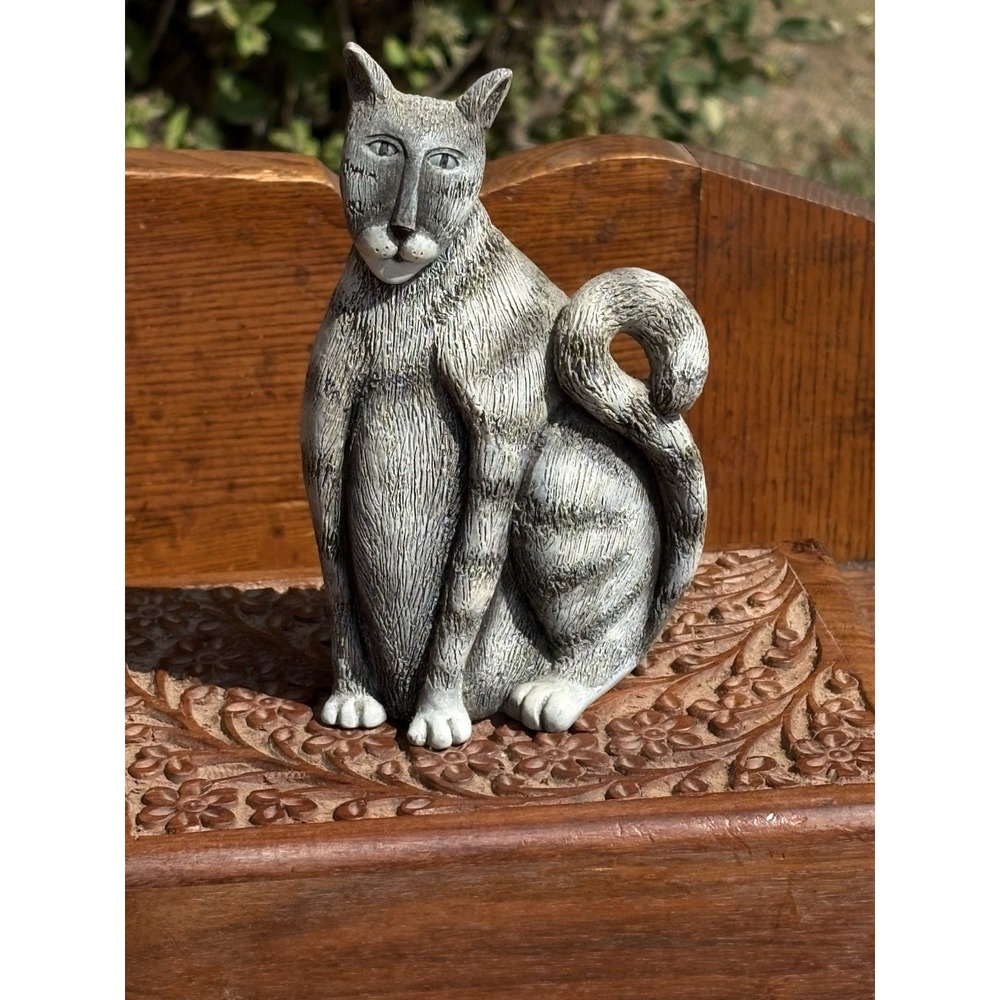 Vintage Marsha Mccarthy Cat Figure Gray Striped Tabby Blue Eyes Signed